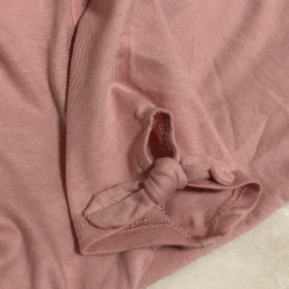 Adorable Pieces from baby 👶🏽 gap - Picture 5 of 8